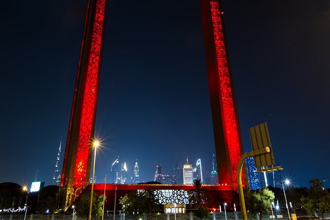 Private Tour: Dubai Frame, Burj Khalifa Entry and Dubai Fountain - Dubai Frame in Zabeel Park: A Big Perspective Change