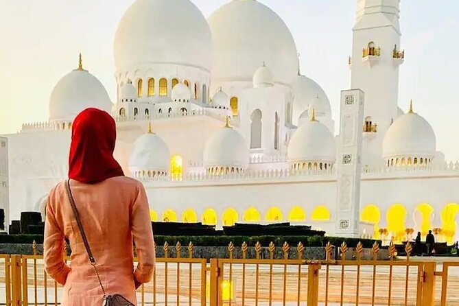 Private Tour in Abu Dhabi City with BAPS Temple - Etihad Towers and Emirates Palace, modern skyline moments between landmarks