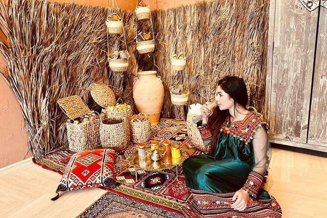 Private Tour Old Dubai Souks Creek and Abra Tour with Tastings - Starting at Al Fahidi, Then Following the Creek Story
