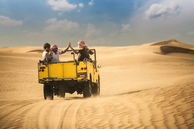 Private Vintage Land Rover Heritage Desert Safari- 4 Course Dinner & Activities - How the 60-minute nature safari feels in a 1950s-era vehicle