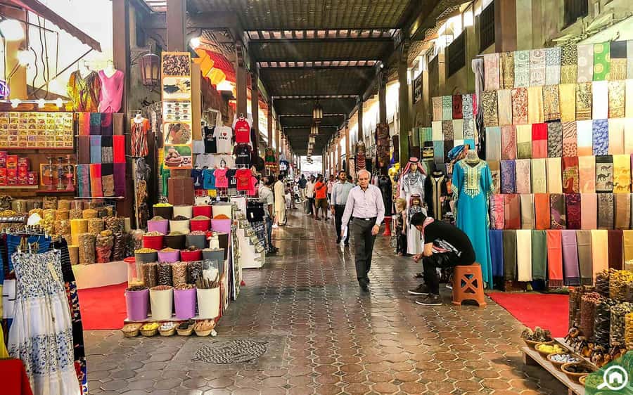 Private Walking Tour in Dubai / Old Dubai Tour - Stop-by-Stop: From Al Fahidi to Bastakia’s Old Houses