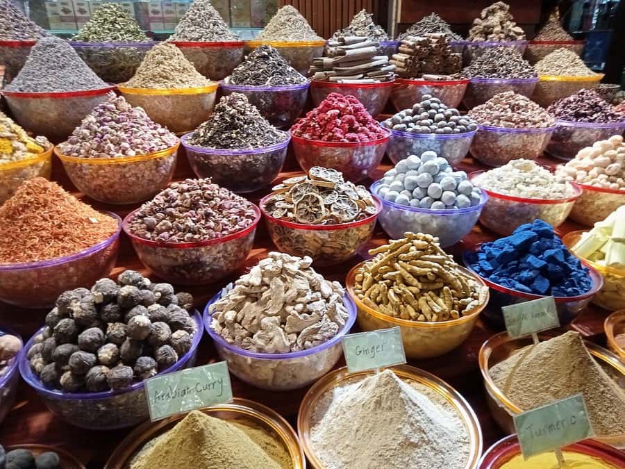 Private Walking Tour in Dubai / Old Dubai Tour - Spice Souk and Gold Souk: How to Browse Without Getting Lost