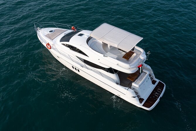 Private Yacht Cruising Rental from Dubai Marina - Key highlights at a glance