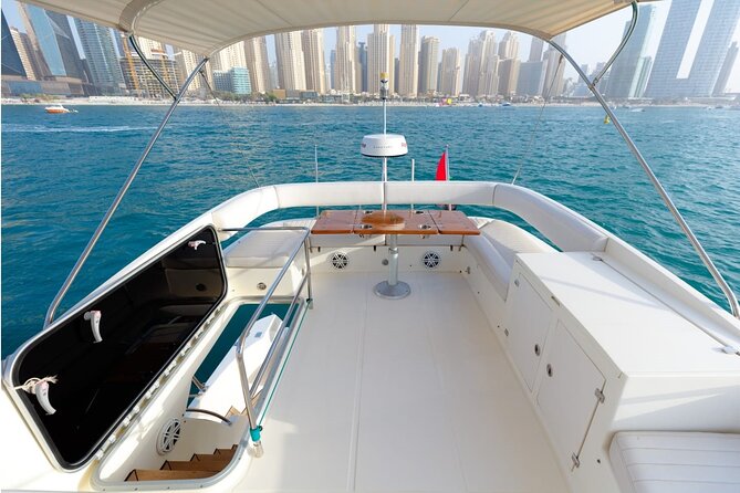 Private Yacht Cruising Rental from Dubai Marina - Families, birthdays, and friend groups: who this cruise really suits