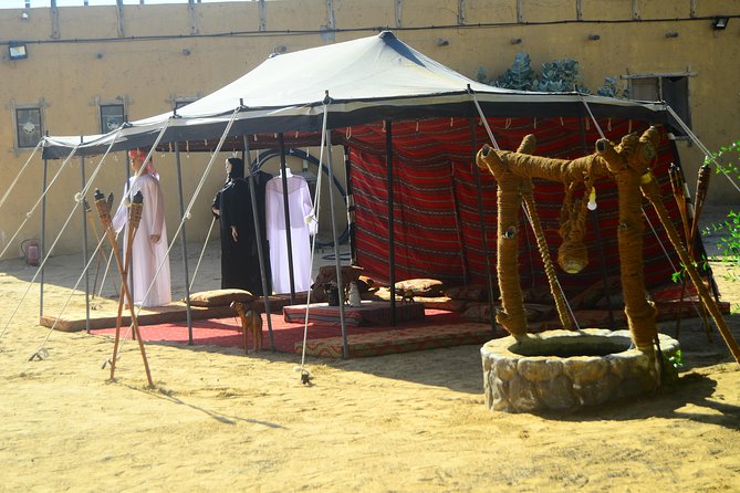 Ras Al Khaimah: Afternoon Desert Safari and BBQ Dinner - Camel farm stop and how the desert animals fit in