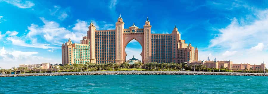 Ras Al Khaimah: Dubai Private Day Trip with Hotel Pickup - Dubai, big and iconic, without the big-group hassle