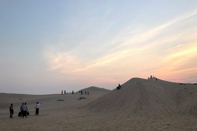 Safari Half-Day Adventure from Abu Dhabi - Dance, Dress Photos, and a Full Performance Mix