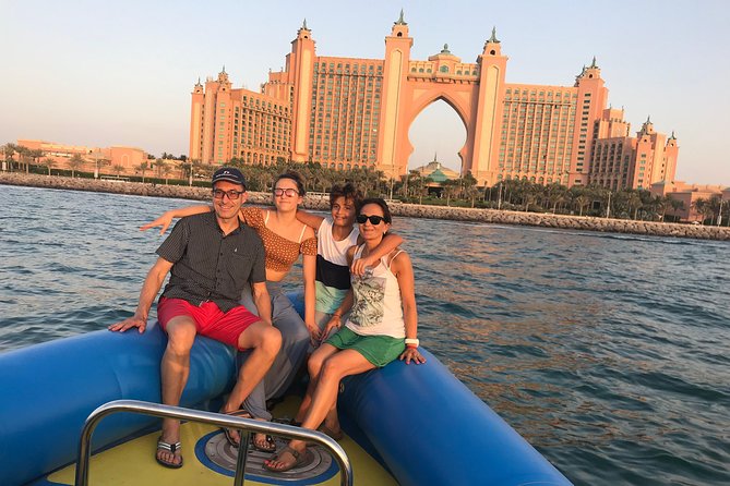 Speedboat Dubai: 60 Mins Guided Burj Al Arab & Atlantis Tour - Crew, Safety, and Comfort on a Fast Ride
