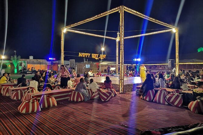Standard Desert Safari 4X4 Pickup & Drop with Dinner & Live Shows - Group Size, Crowd Energy, and How to Get the Best Moments