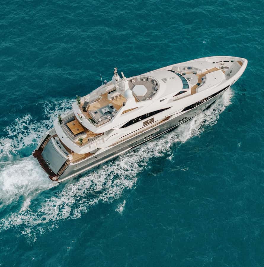 Sunseeker Superyacht: VIP Dinner, Premium Drinks& Live Music - Key things I’d bookmark before you go