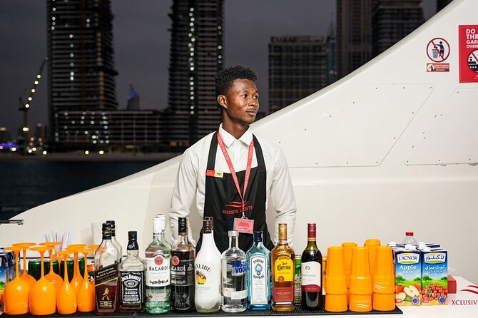 Superyacht Experience in Dubai with Dinner and Live Music - What you’ll see along the route: Jumeirah Beach Residence and Ain Dubai