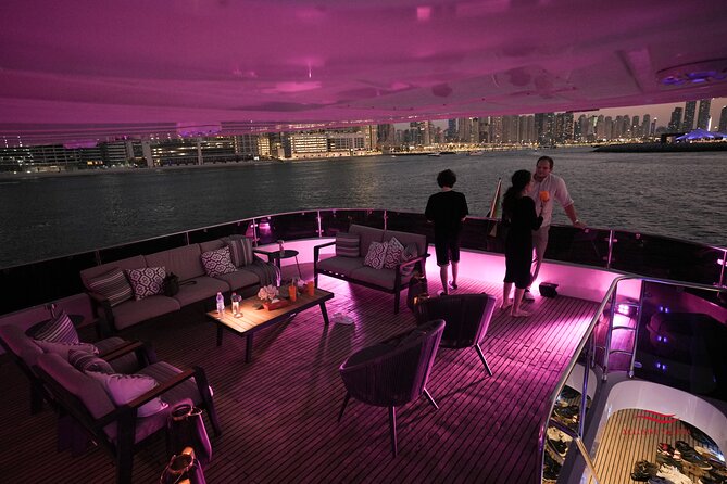 Superyacht Experience in Dubai with Dinner and Live Music - The small things: WiFi and Mario Kart on deck