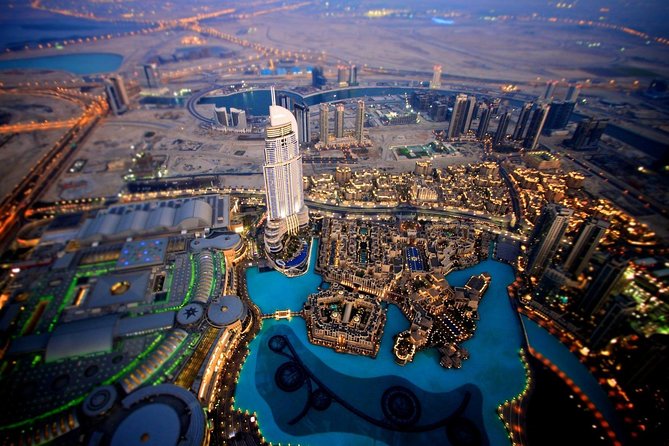 The Burj Khalifa At The Top Observation Deck Admission Ticket - Level 125: mashrabiya-style deck, green screen photos, VR, and the glass-floor trick