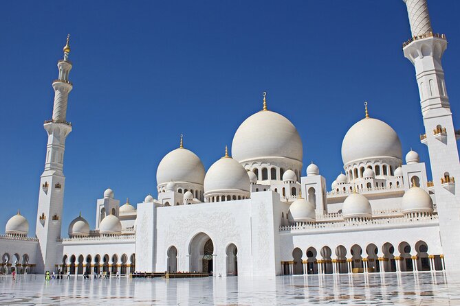 Visit To Ferrari World And Sheikh Zayed Mosque - Dubai to Abu Dhabi Transfers: why the “door-to-door” part matters